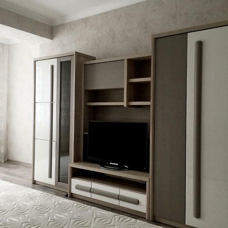 Center Apartment On Albisoara Street Chisinau Eksteriør bilde
