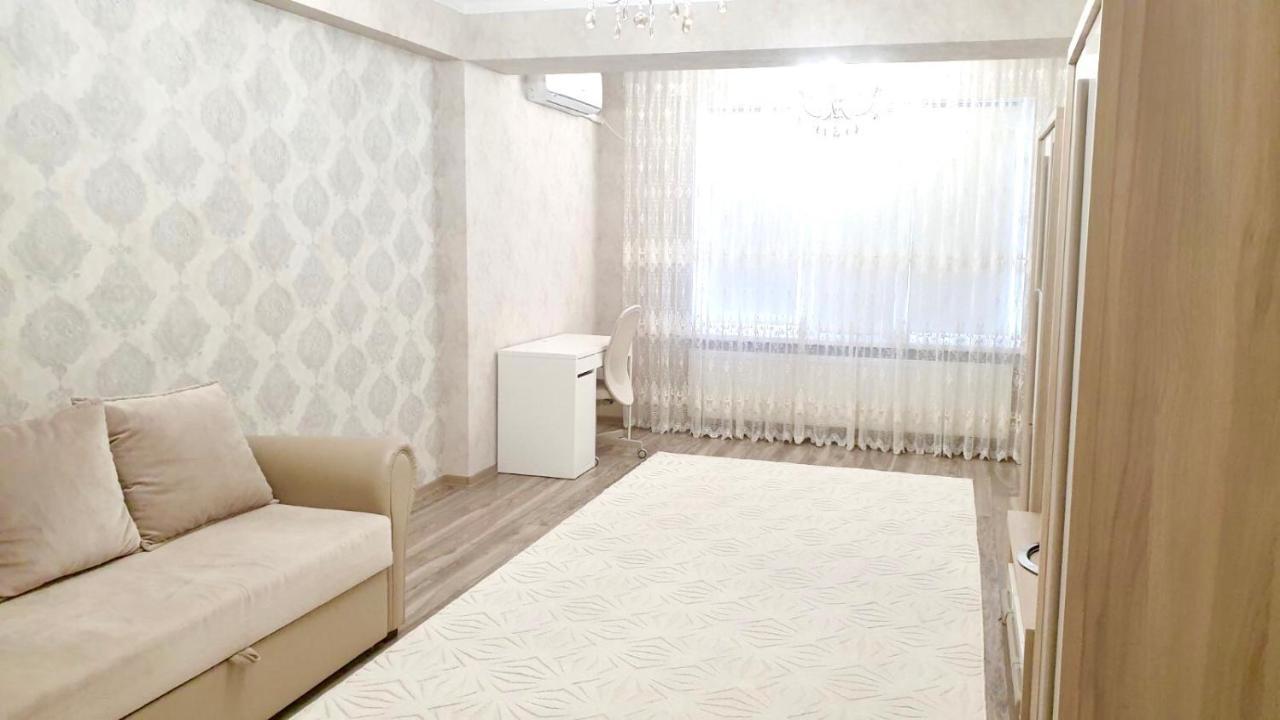 Center Apartment On Albisoara Street Chisinau Eksteriør bilde