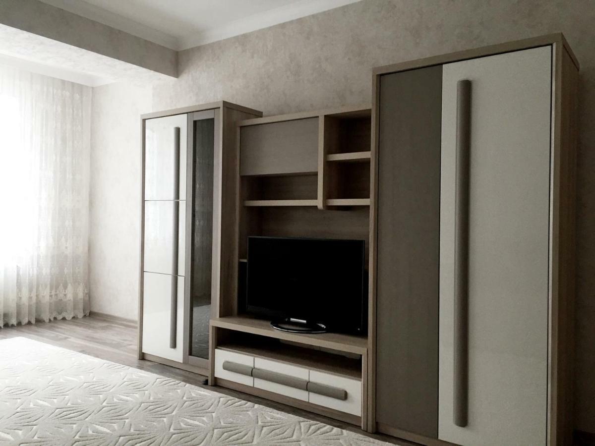 Center Apartment On Albisoara Street Chisinau Eksteriør bilde